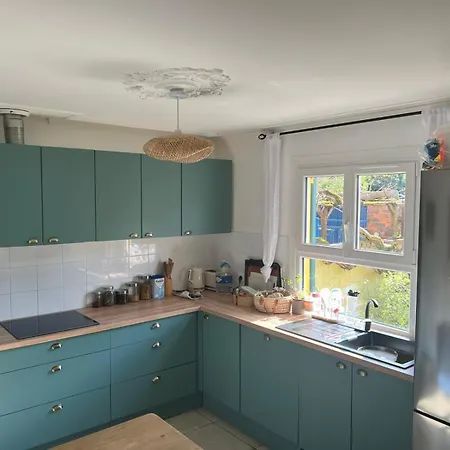 Maison Familiale Avec Jardin, Proche Paris Centre Tatil Evi Neuilly-Plaisance
